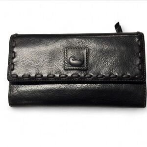 Dooney & Bourke Florentine Leather Continental Wallet – Black